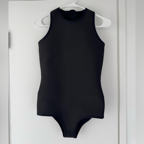 ansea Yulex Black Wetsuit - Picture 3 of 9